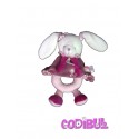 DOUDOU ET COMPAGNIE lapin hochet cerise