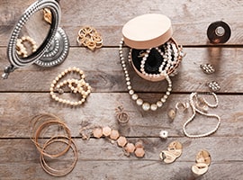 Bijoux et accessoires